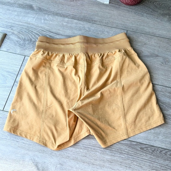 ZYIA Active Canyon Shorts in Tan - Picture 12 of 14